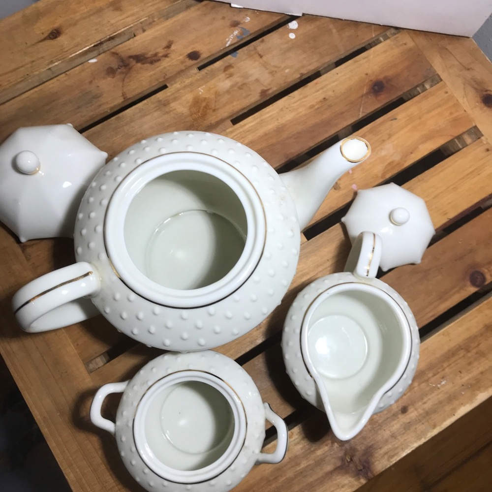 Hummel Stormy Weather Porcelain Tea Set - Picture 14 of 16